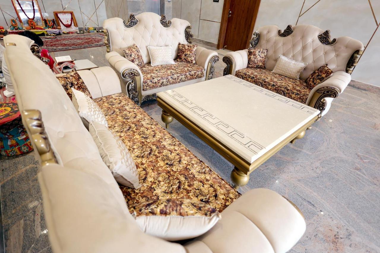 Guru Kripa Sadan Hotel Vrindavan Luaran gambar